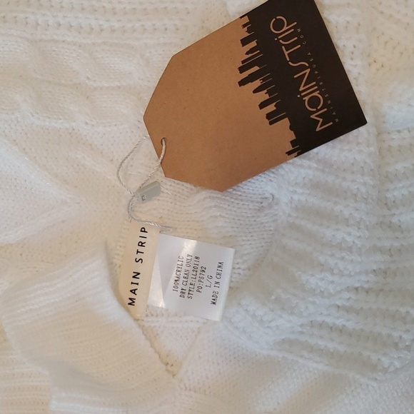 NWT Main Strip Chunky Cream Sweater Size Large - Picture 8 of 11
